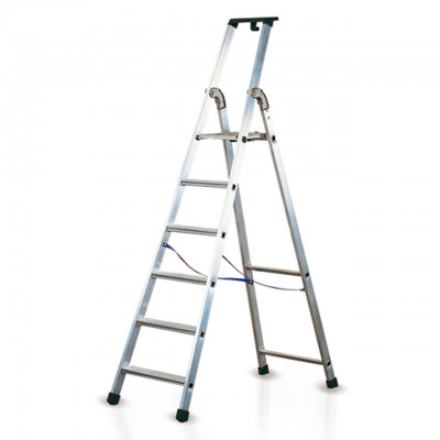 STEP LADDERS