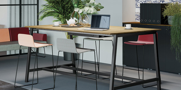 SMART LINE TABLE